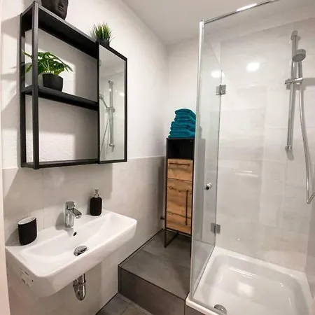 Loftcharakter Auf 2 Etagen - Zentral In Essen! Apartment *